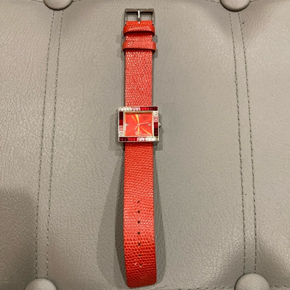 Marc Ecko Beautiful Red Jewel Face Watch - Picture 2 of 7